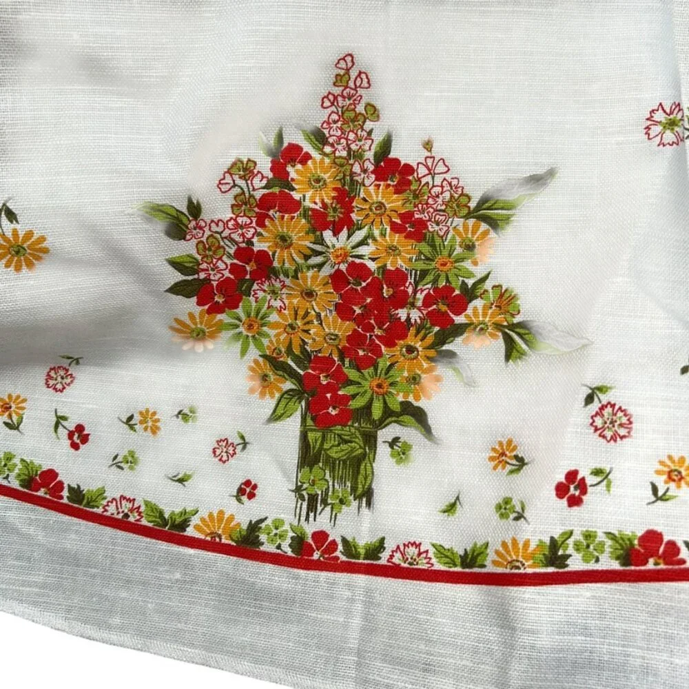 NEW 100% Linen Poland red yellow floral print 2 napkins table cloth 70 inch roun